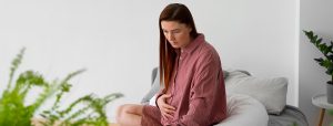प्रेगनेंसी में गैस का दर्द: कारण, लक्षण और घरेलू उपाय – Pregnancy Main Gas Bane To Kya Kare